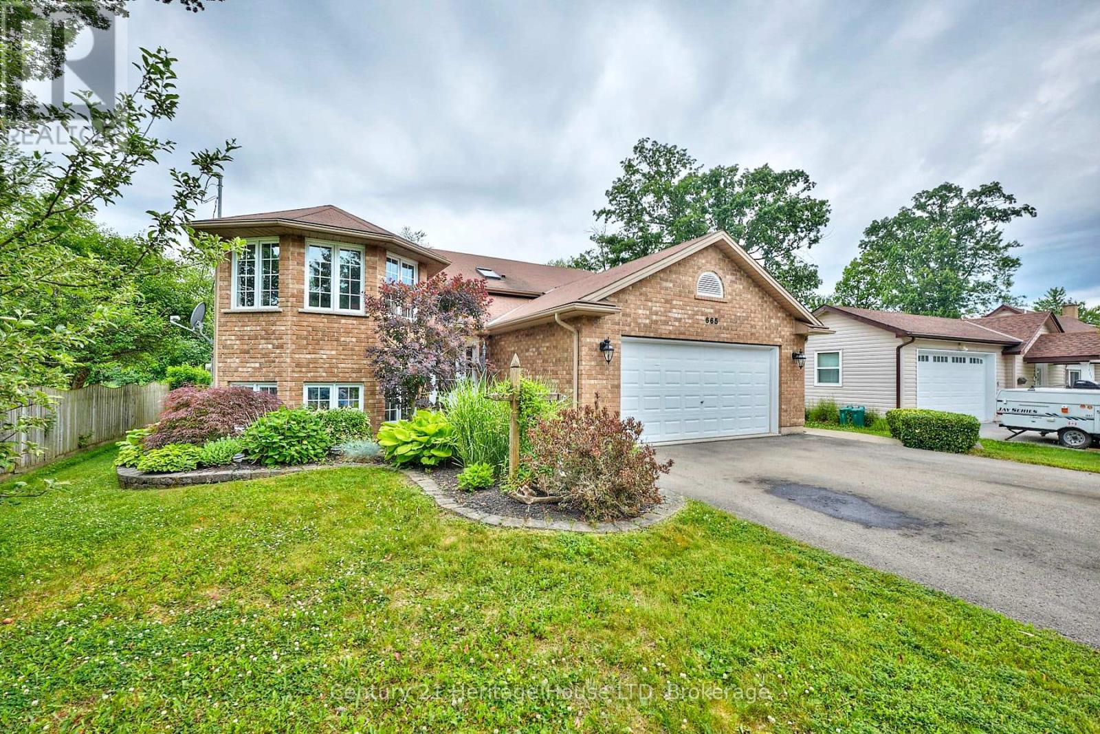 665 Grandview Road, Fort Erie, Ontario  L2A 4V4 - Photo 39 - X12249273