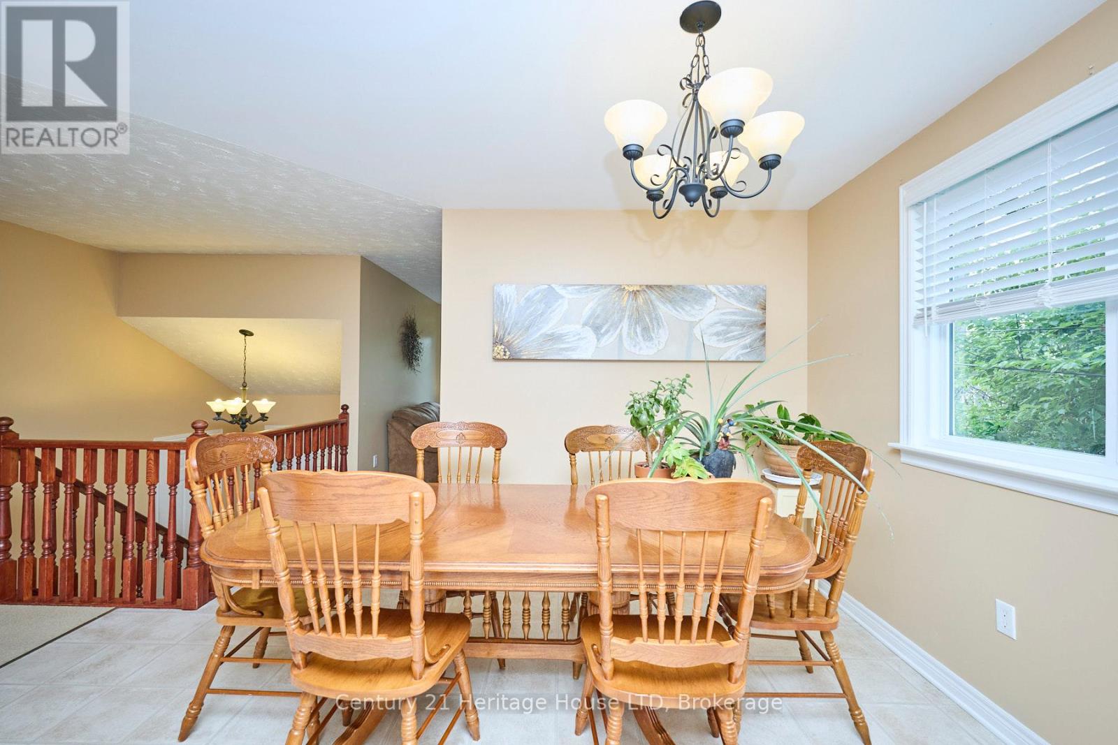 665 Grandview Road, Fort Erie, Ontario  L2A 4V4 - Photo 8 - X12249273