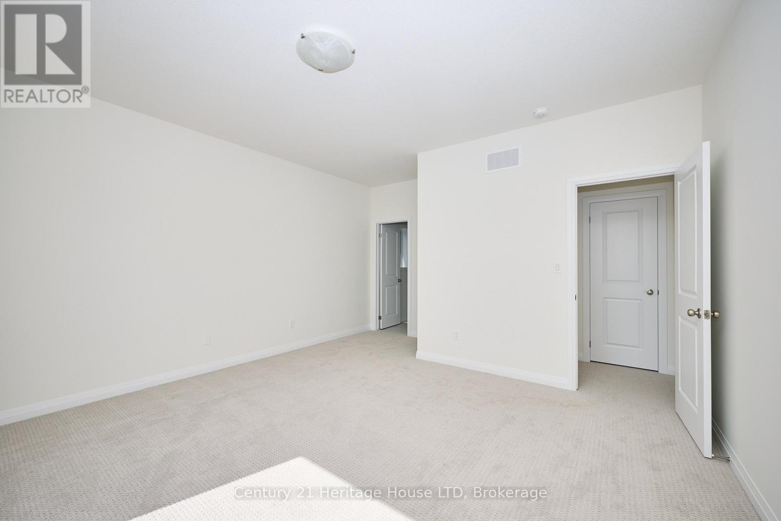 407 Louisa Street, Fort Erie, Ontario  L2A 6T6 - Photo 19 - X12450290