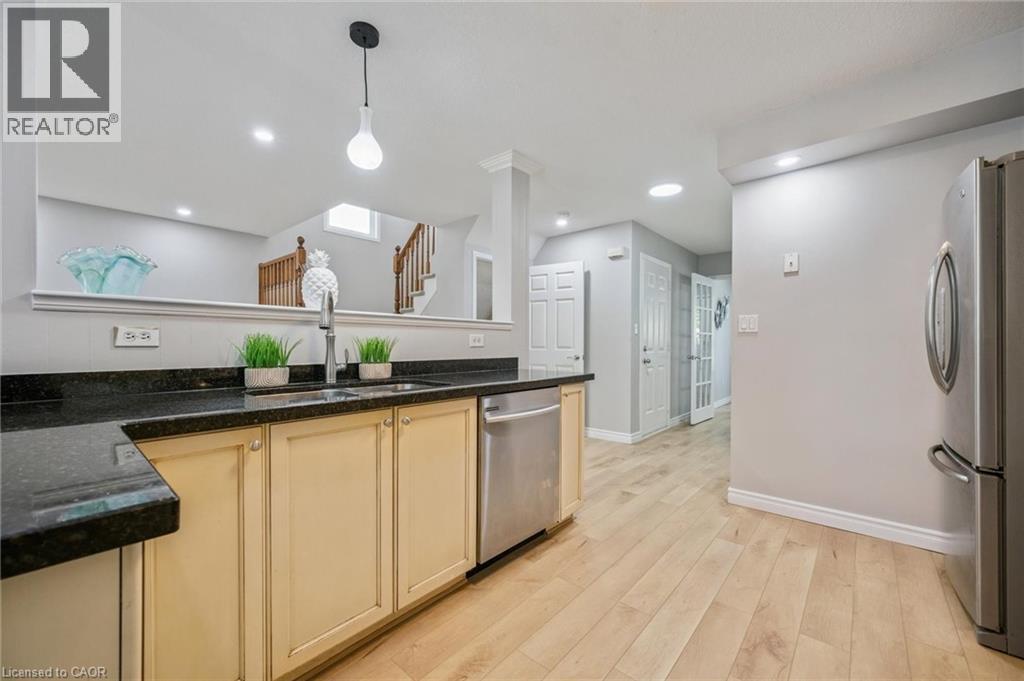 723 Black Cherry Street, Waterloo, Ontario  N2V 2P3 - Photo 11 - 40794431