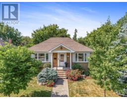 274 POYNTZ AVENUE, Toronto, Ontario