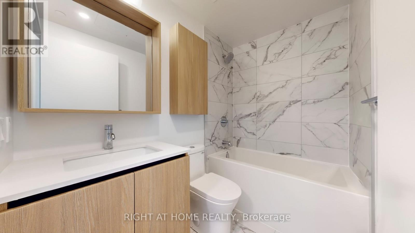 1702 - 35 Parliament Street, Toronto (Waterfront Communities), Ontario  M5A 0Z5 - Photo 14 - C12640334