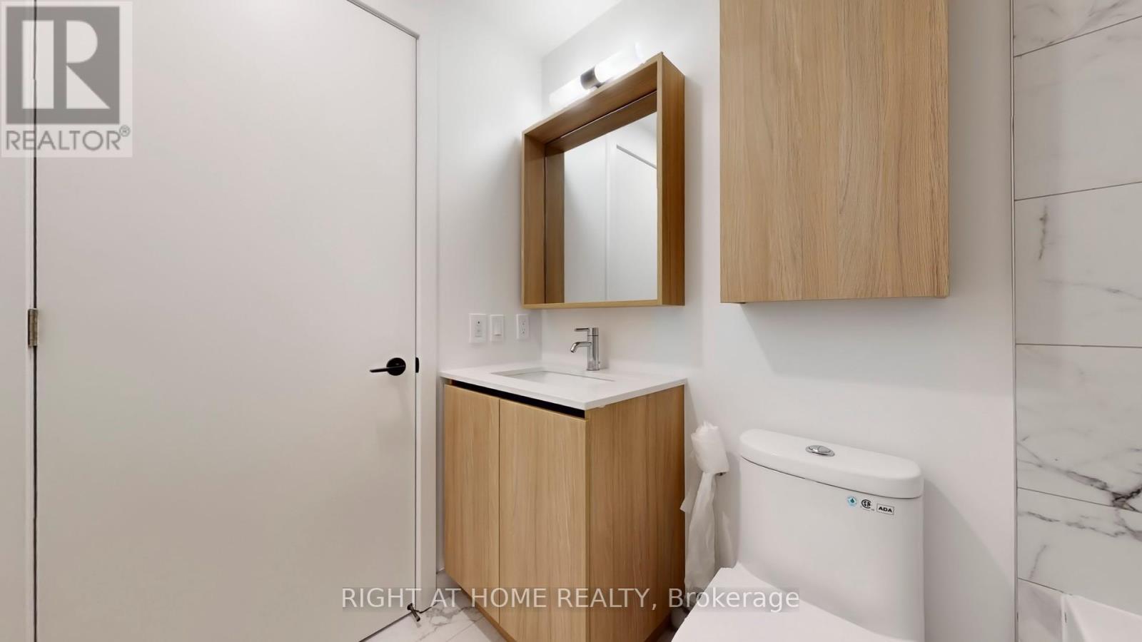 1702 - 35 Parliament Street, Toronto (Waterfront Communities), Ontario  M5A 0Z5 - Photo 15 - C12640334