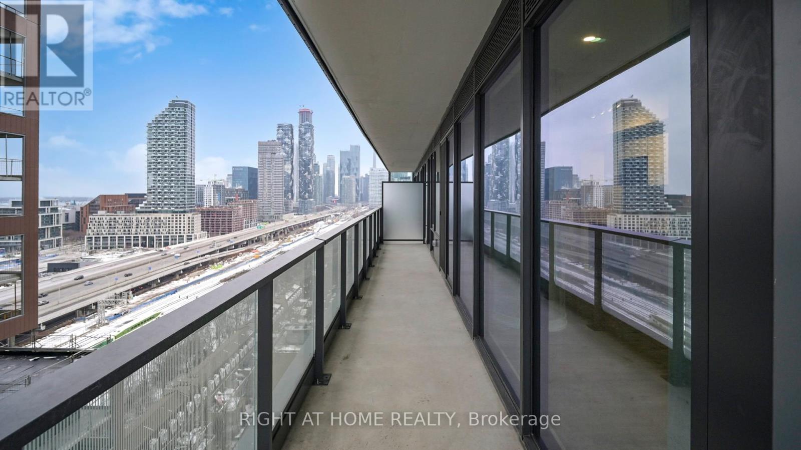 1702 - 35 Parliament Street, Toronto (Waterfront Communities), Ontario  M5A 0Z5 - Photo 34 - C12640334