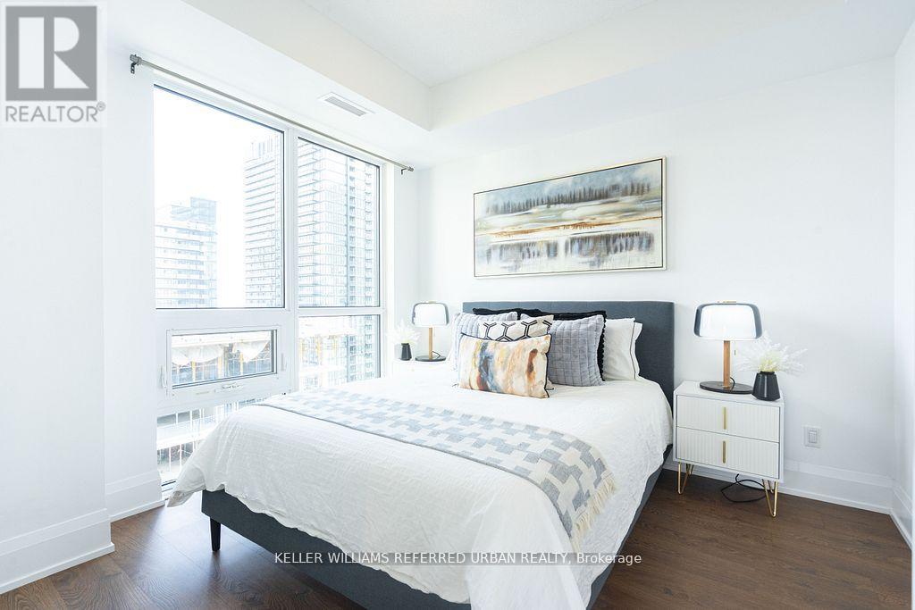 1802 - 101 Erskine Avenue, Toronto, Ontario  M4P 1Y5 - Photo 10 - C12640342