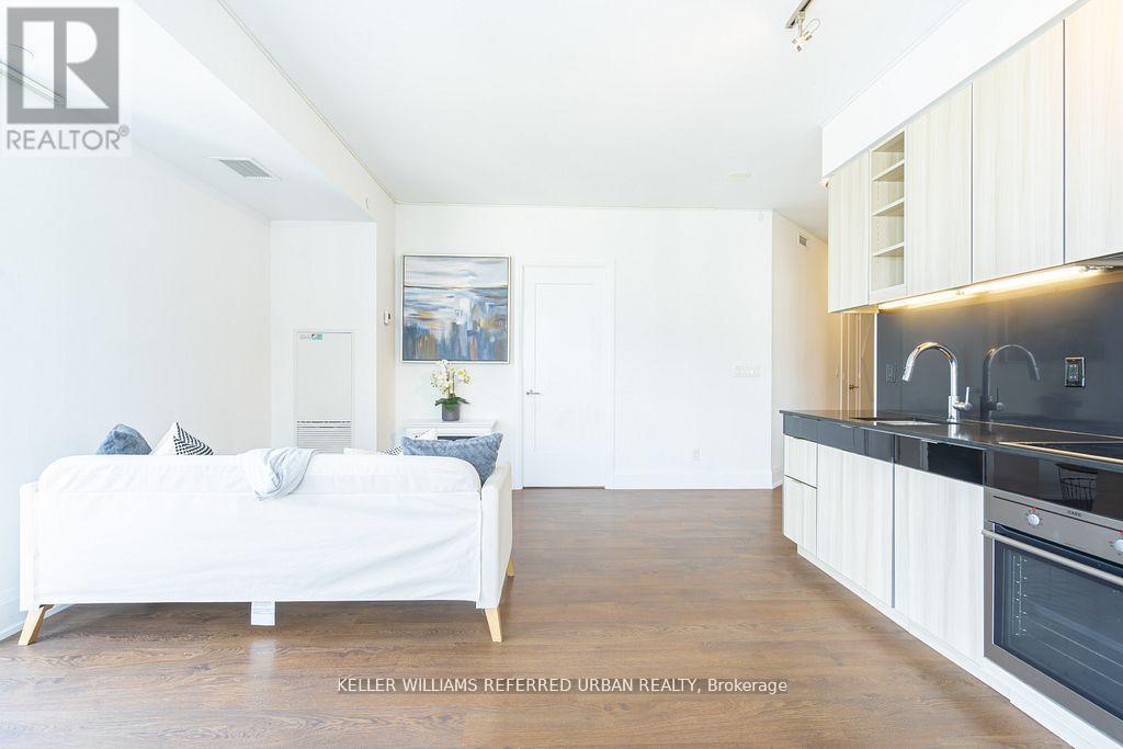 1802 - 101 Erskine Avenue, Toronto, Ontario  M4P 1Y5 - Photo 8 - C12640342