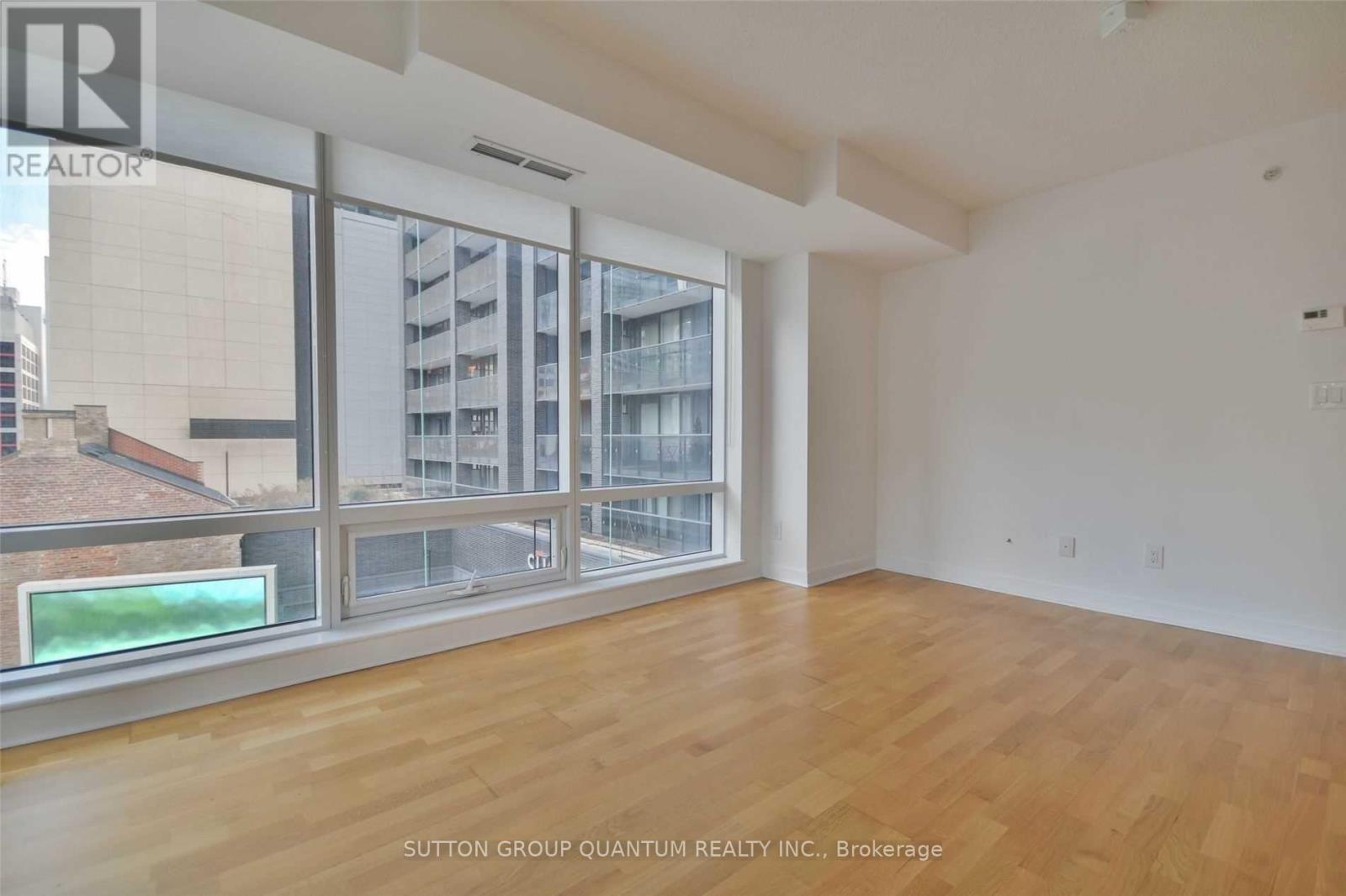 308 - 295 Adelaide Street W, Toronto, Ontario  M5V 0L4 - Photo 5 - C12640370