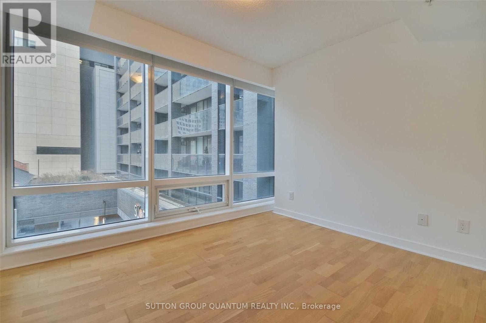 308 - 295 Adelaide Street W, Toronto, Ontario  M5V 0L4 - Photo 7 - C12640370