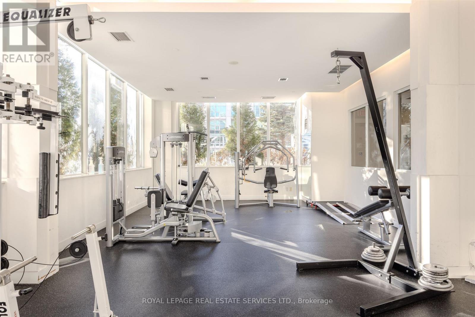 210 - 270 Wellington Street W, Toronto, Ontario  M5V 3P5 - Photo 20 - C12640378