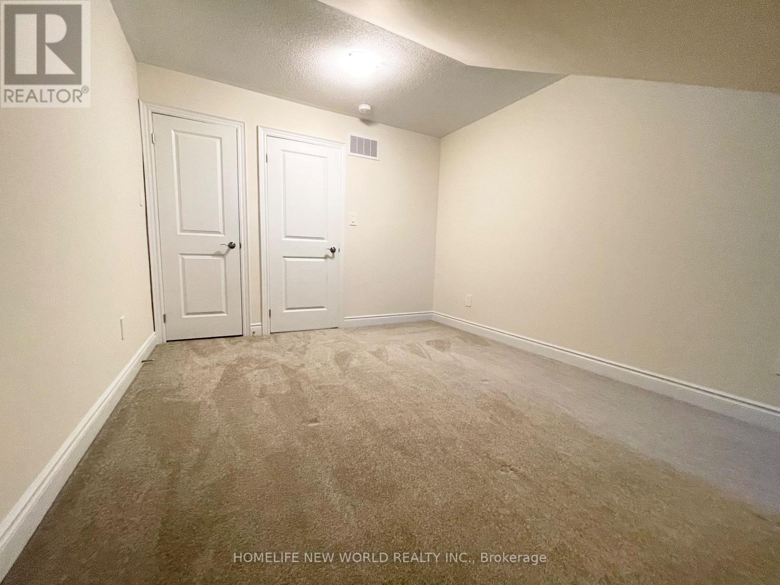 1 Palmira Drive, Georgina, Ontario  L0E 1R0 - Photo 14 - N12574172