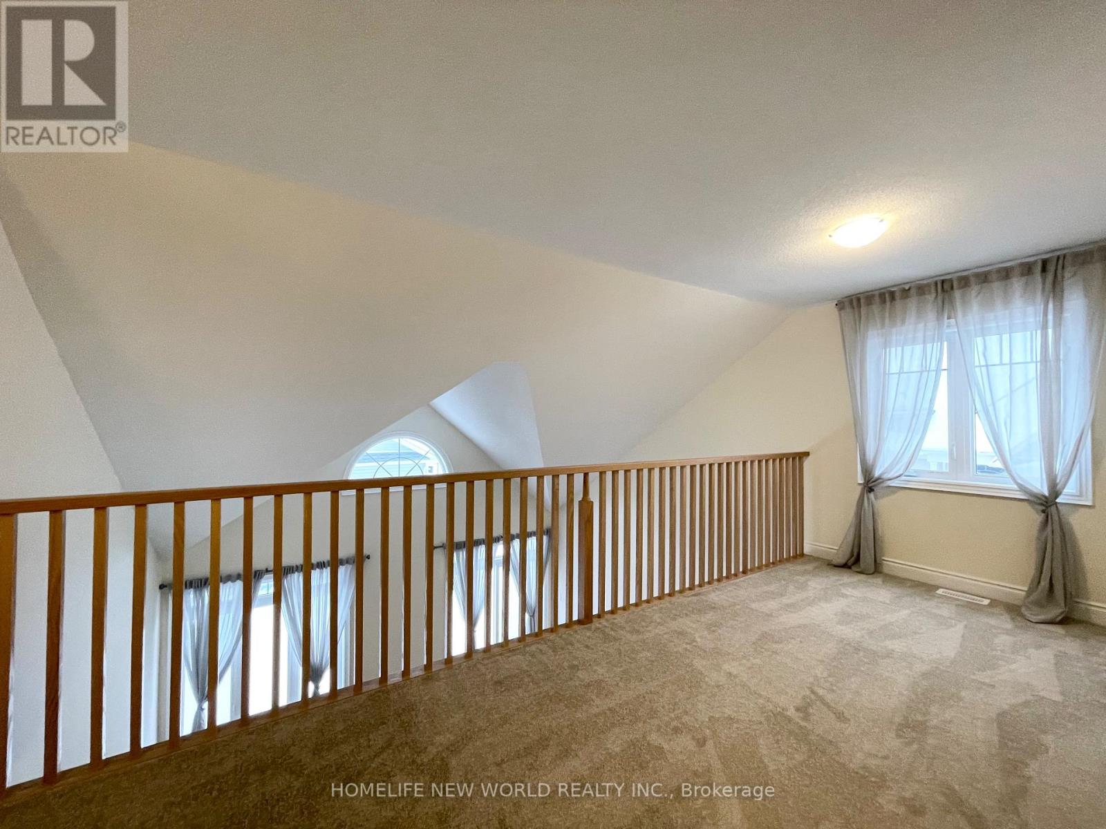 1 Palmira Drive, Georgina, Ontario  L0E 1R0 - Photo 11 - N12574172