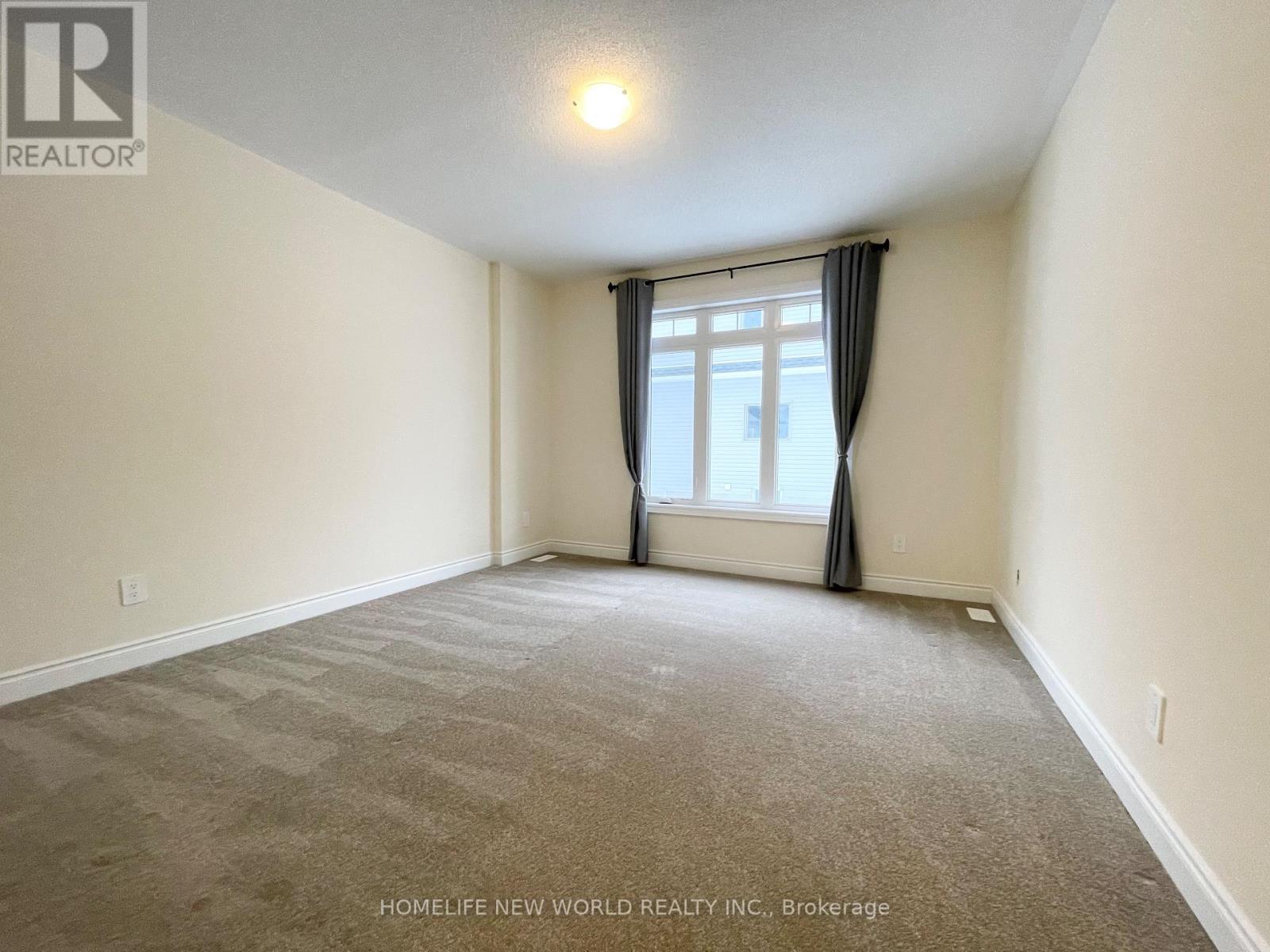 1 Palmira Drive, Georgina, Ontario  L0E 1R0 - Photo 8 - N12574172