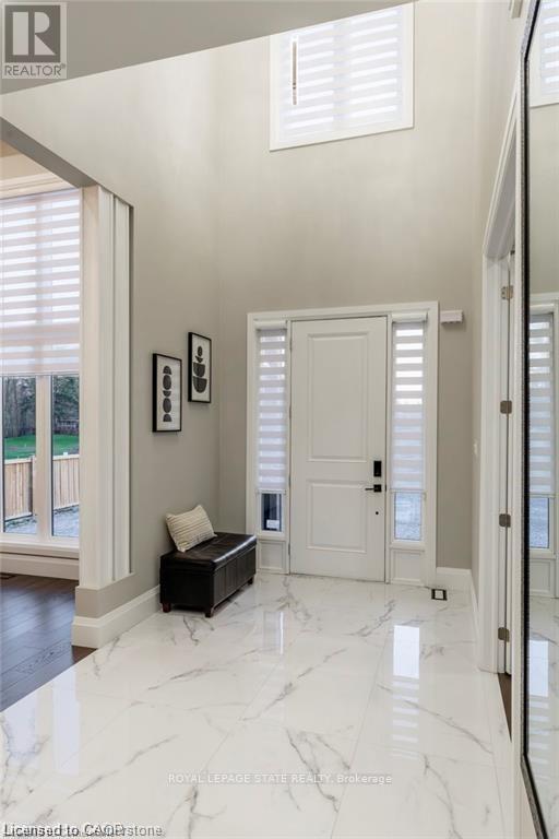 187 Sunnyridge Road, Hamilton, Ontario  L0R 1R0 - Photo 5 - X12480119