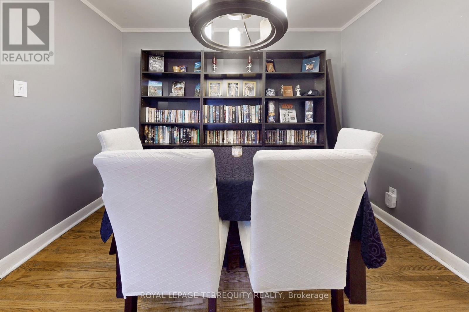 29 Love Crescent, Toronto, Ontario  M4E 1V6 - Photo 13 - E12640314