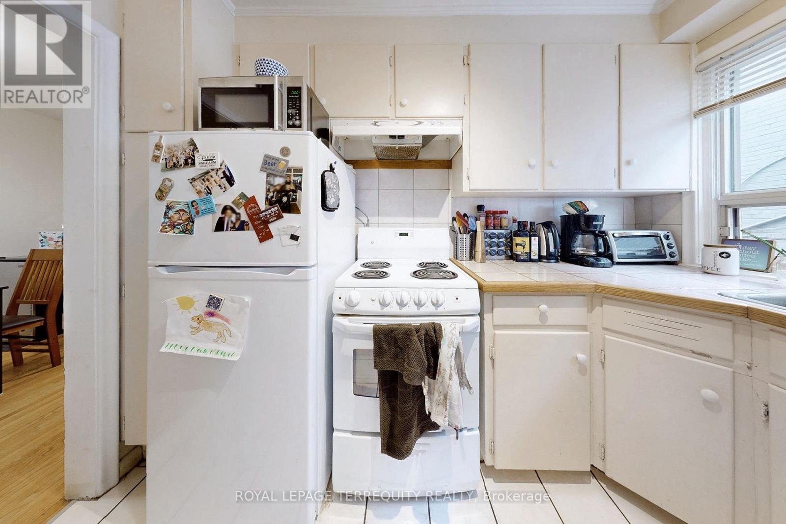 29 Love Crescent, Toronto, Ontario  M4E 1V6 - Photo 21 - E12640316