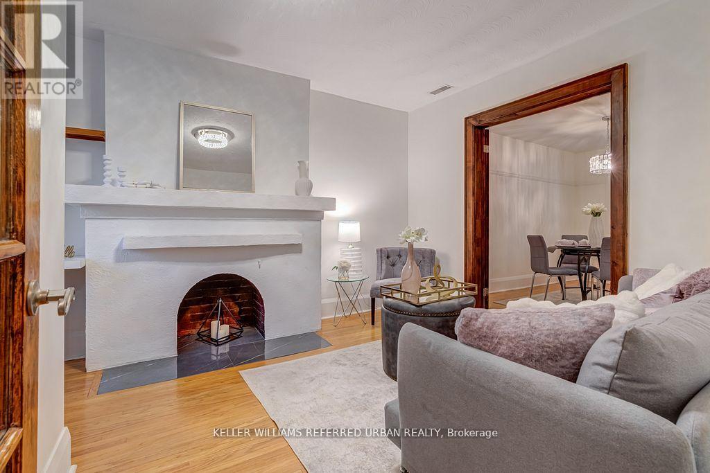 188 O'connor Drive, Toronto, Ontario  M4J 2T1 - Photo 2 - E12640360