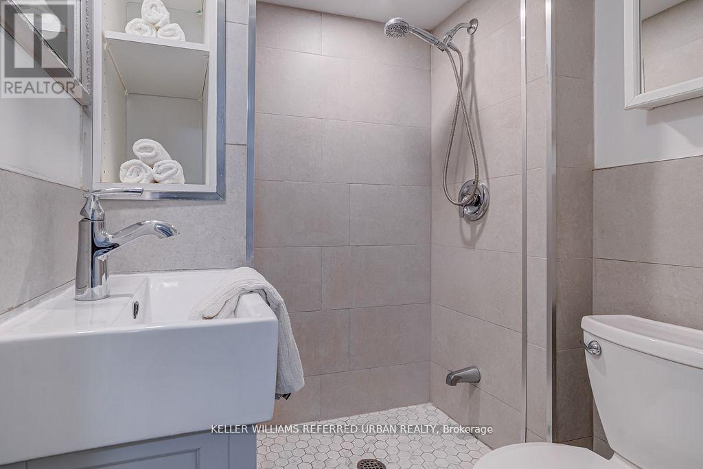 188 O'connor Drive, Toronto, Ontario  M4J 2T1 - Photo 35 - E12640360