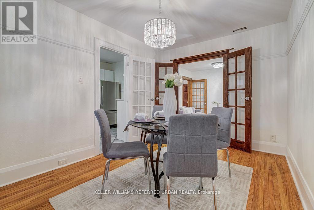 188 O'connor Drive, Toronto, Ontario  M4J 2T1 - Photo 5 - E12640360