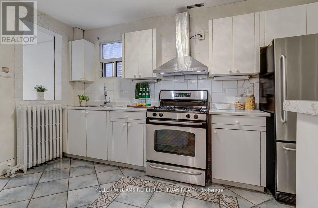 188 O'connor Drive, Toronto, Ontario  M4J 2T1 - Photo 6 - E12640360