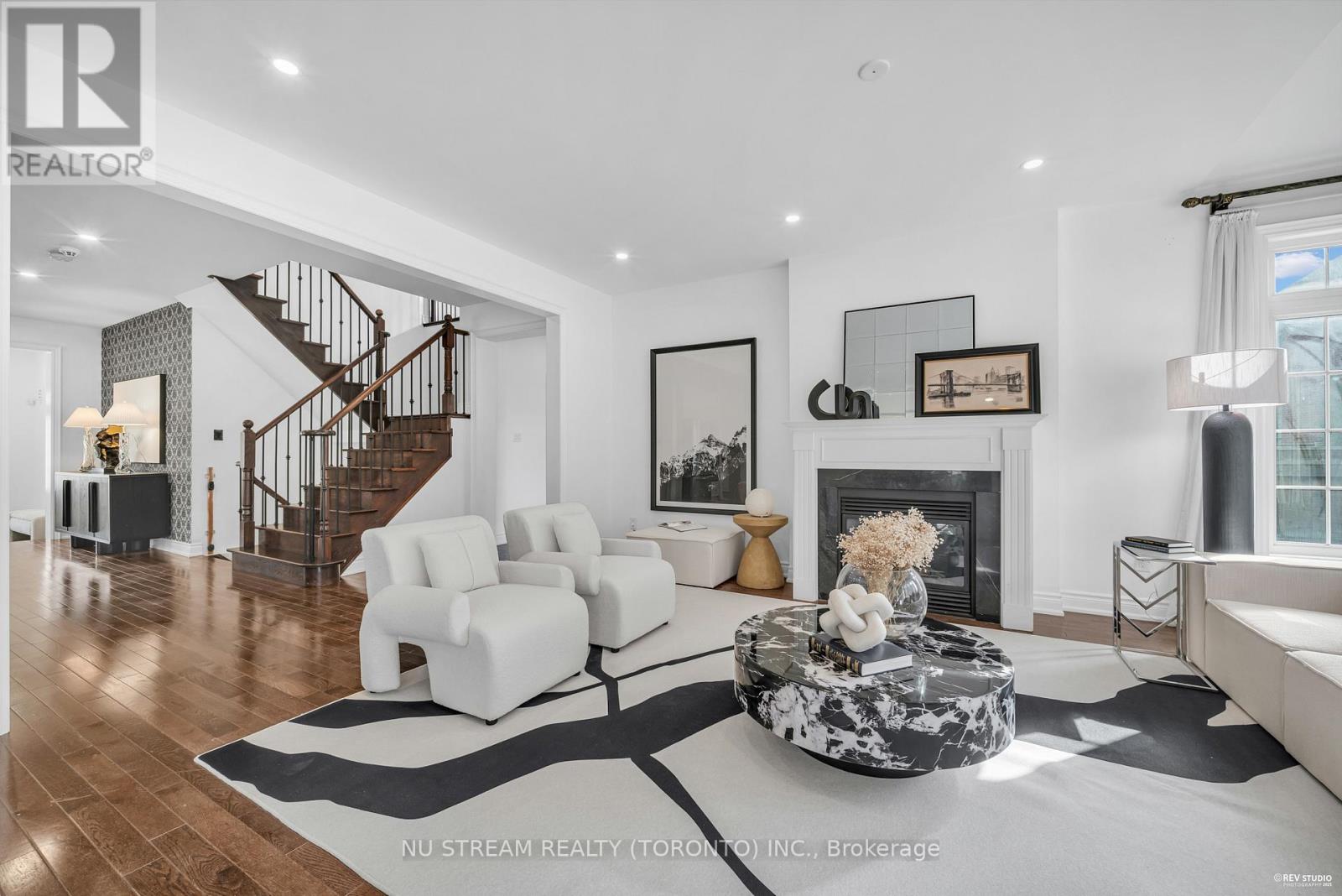 237 Upper Post Road, Vaughan, Ontario  L6A 4K1 - Photo 10 - N12640356