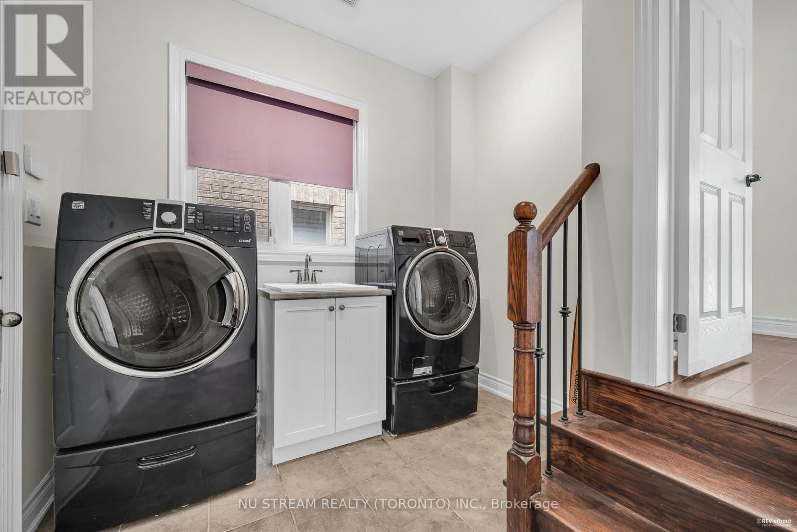 237 Upper Post Road, Vaughan, Ontario  L6A 4K1 - Photo 17 - N12640356