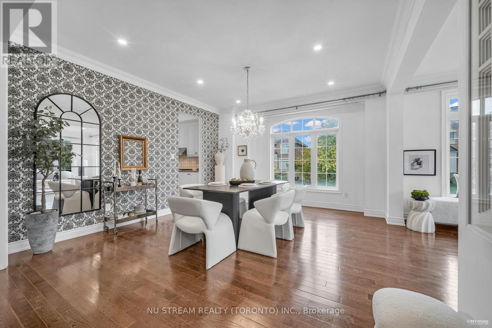 237 Upper Post Road, Vaughan, Ontario  L6A 4K1 - Photo 6 - N12640356