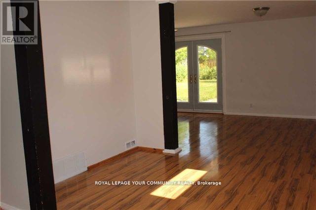 303 Kenwood Avenue, Georgina (Keswick South), Ontario  L4P 2X6 - Photo 2 - N12640380