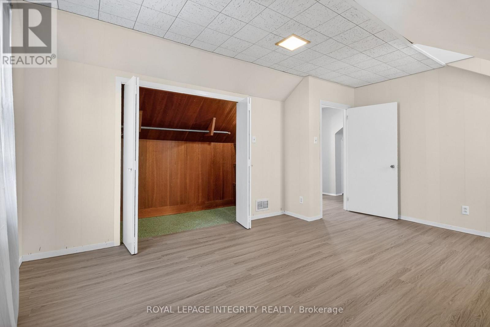 230 Smyth Road, Ottawa, Ontario  K1H 5A2 - Photo 33 - X12639656