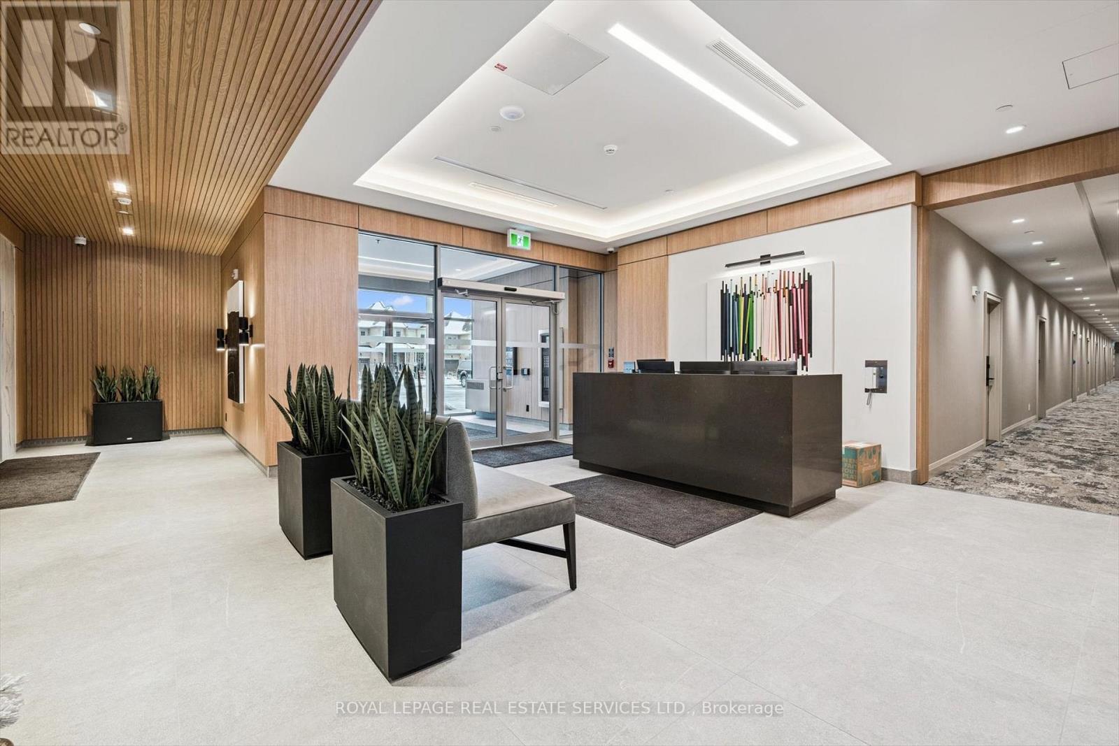 223 - 3250 Carding Mill Trail, Oakville, Ontario  L6M 5T3 - Photo 3 - W12640310