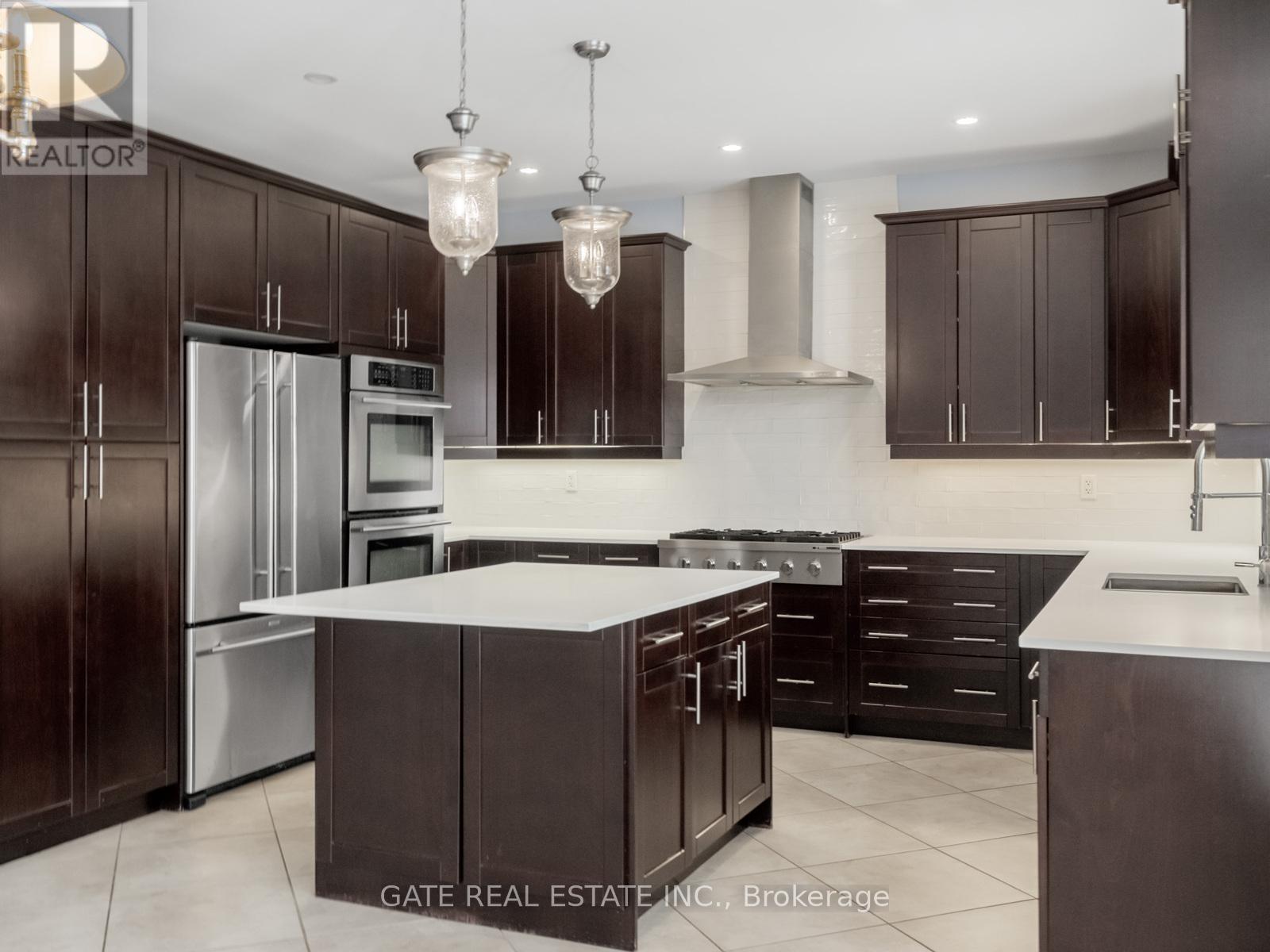 4622 Ethel Road, Burlington, Ontario  L7M 0G7 - Photo 13 - W12640352