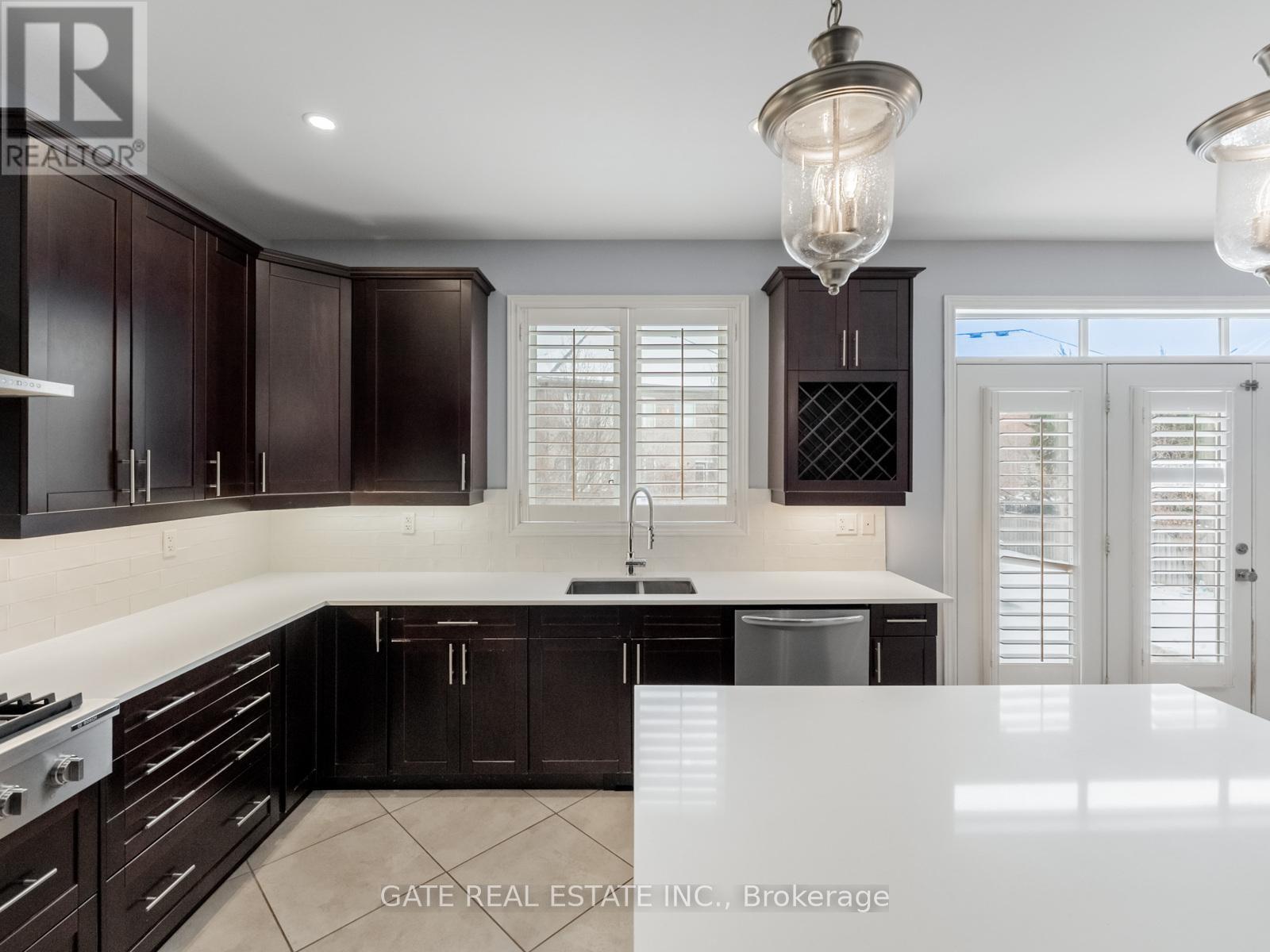 4622 Ethel Road, Burlington, Ontario  L7M 0G7 - Photo 14 - W12640352