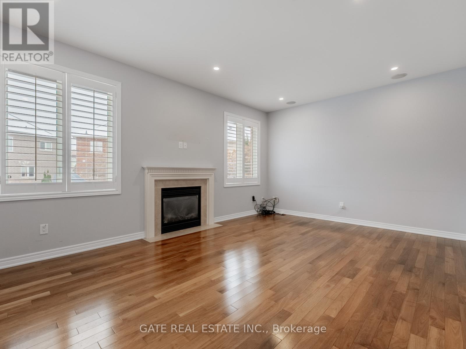 4622 Ethel Road, Burlington, Ontario  L7M 0G7 - Photo 18 - W12640352