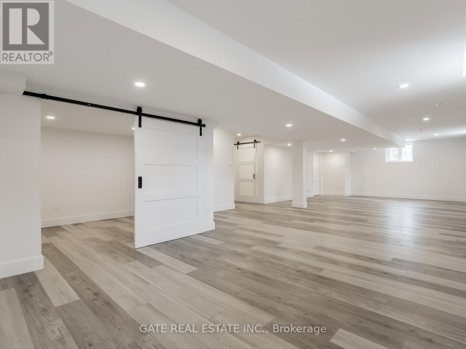 4622 Ethel Road, Burlington, Ontario  L7M 0G7 - Photo 35 - W12640352