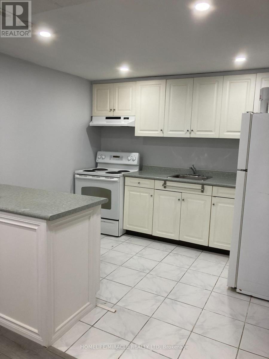 174 Torrance Wood, Brampton (Fletcher's West), Ontario  L6Y 4K1 - Photo 11 - W12640368