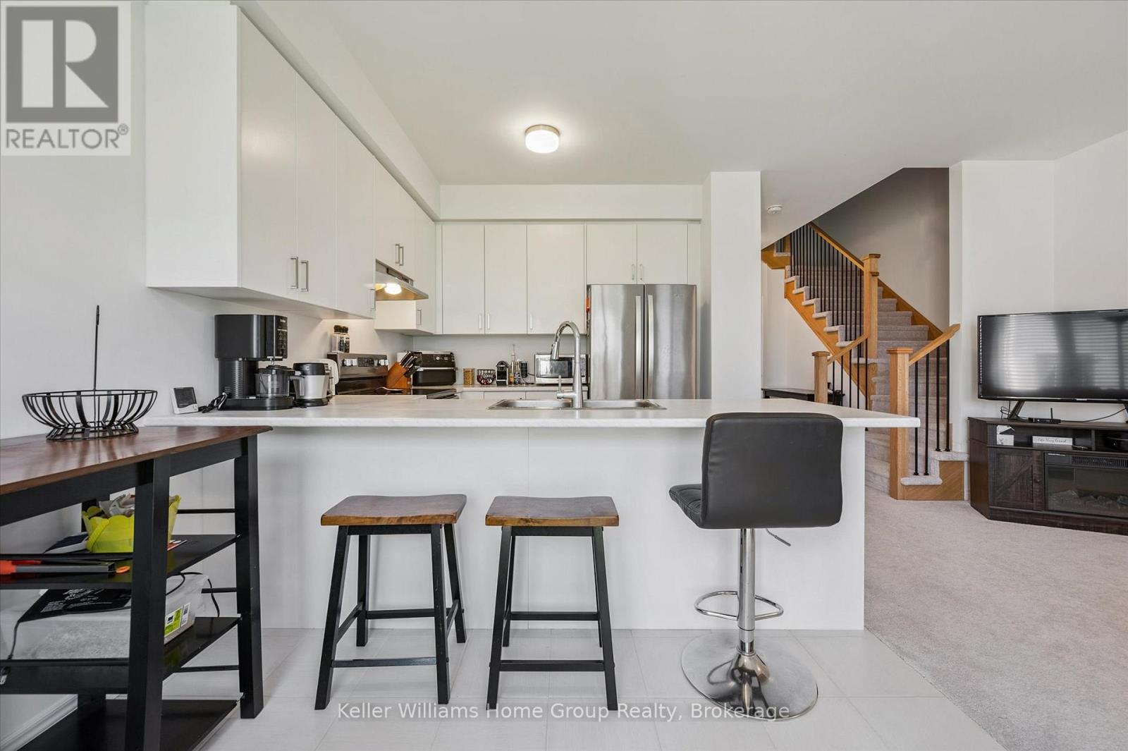 13 Edminston Drive, Centre Wellington, Ontario  N1M 0J3 - Photo 6 - X12640426