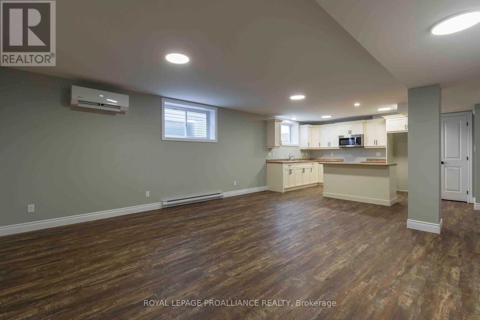 149b Sienna Avenue, Belleville (Belleville Ward), Ontario  K8P 0J5 - Photo 7 - X12640482