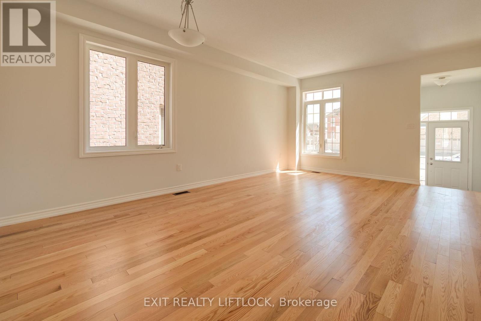 42 Pristine Trail, Cavan Monaghan, Ontario  L0A 1G0 - Photo 5 - X12640506