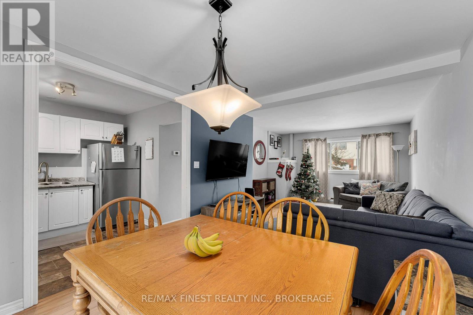 37 Meadow Lane, Greater Napanee (Greater Napanee), Ontario  K7R 3R8 - Photo 12 - X12640466