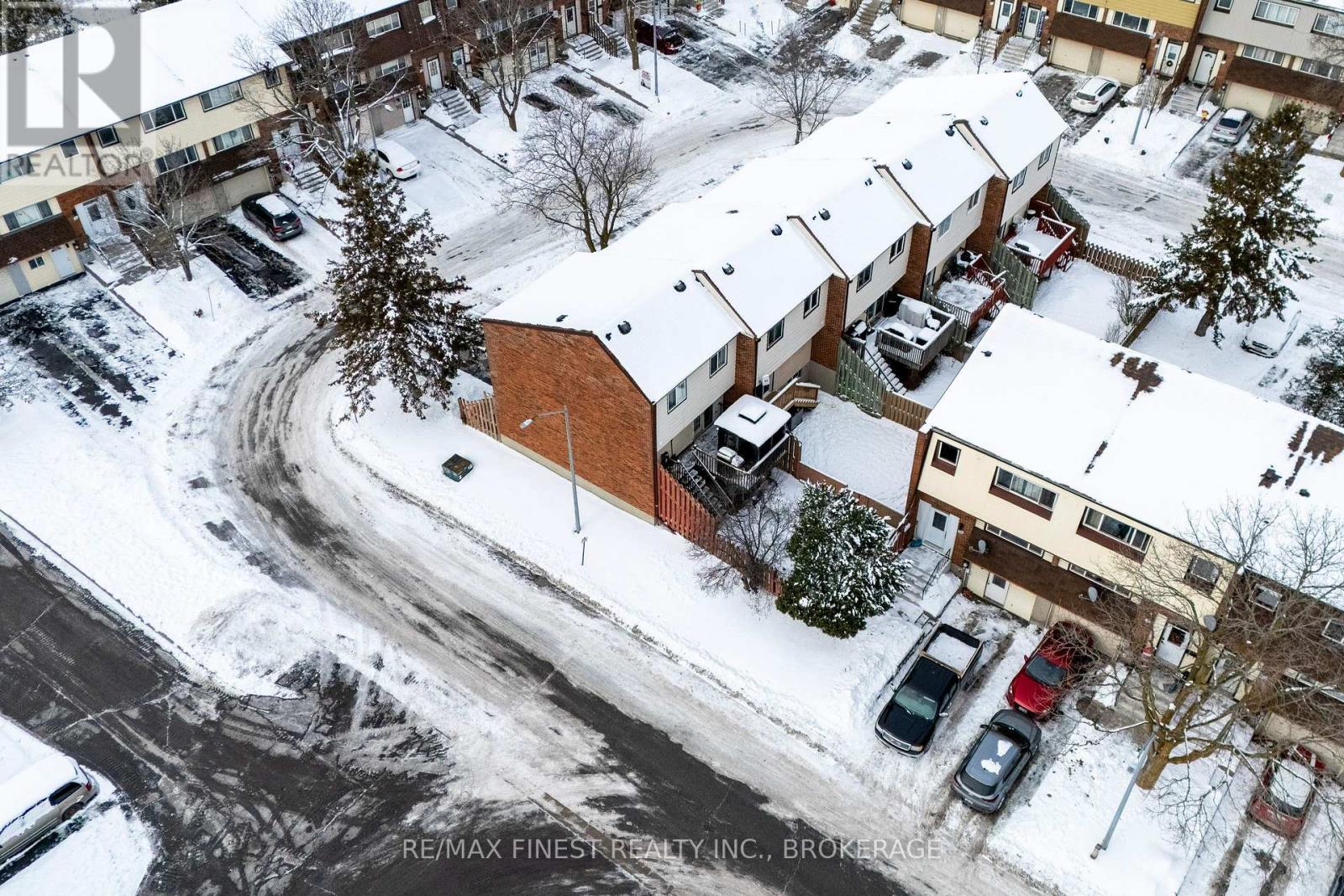 37 Meadow Lane, Greater Napanee (Greater Napanee), Ontario  K7R 3R8 - Photo 2 - X12640466