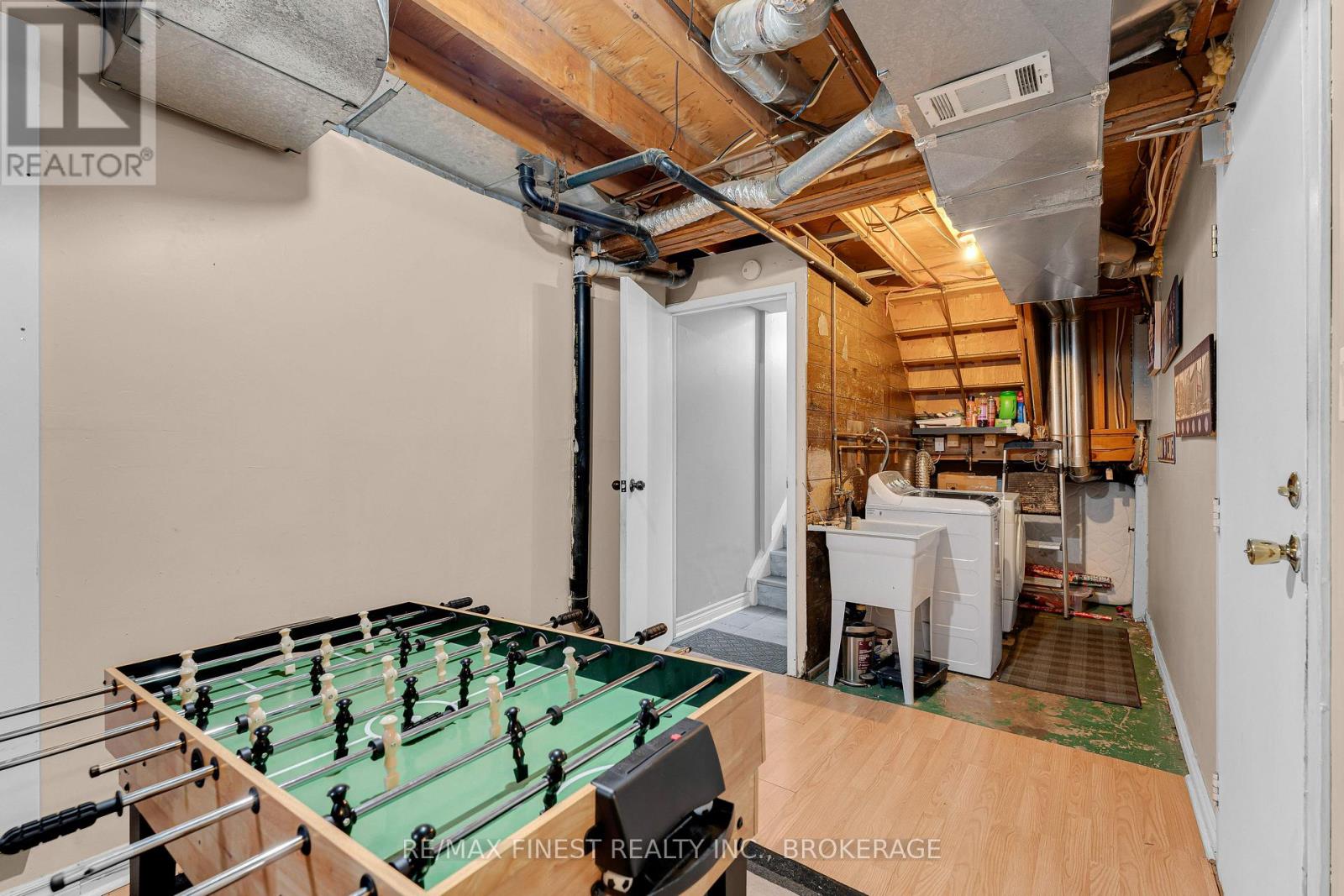 37 Meadow Lane, Greater Napanee (Greater Napanee), Ontario  K7R 3R8 - Photo 29 - X12640466