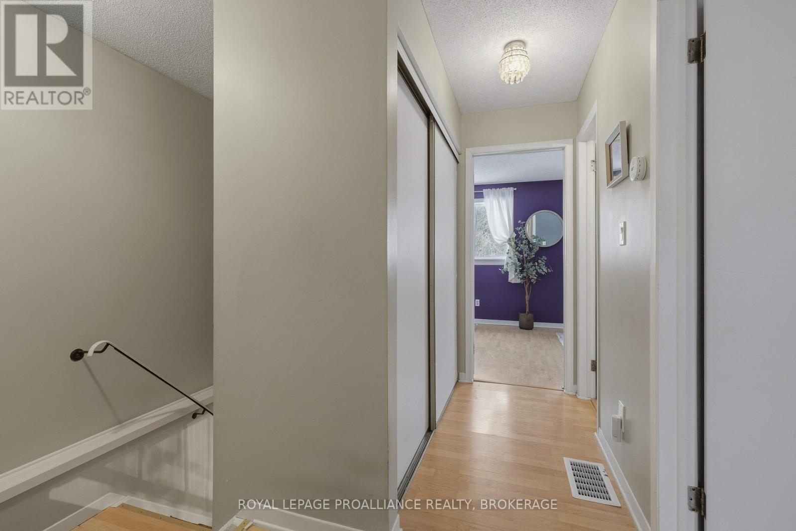 896 Muirfield Crescent, Kingston, Ontario K7M 8E4 - Photo 15 - X12640542