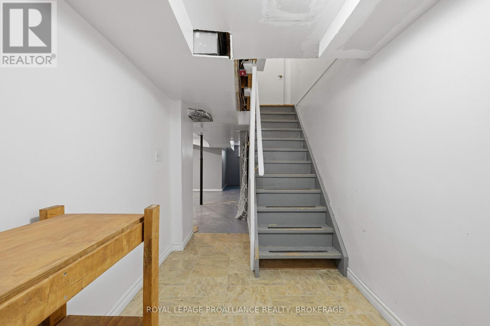 896 Muirfield Crescent, Kingston, Ontario K7M 8E4 - Photo 24 - X12640542