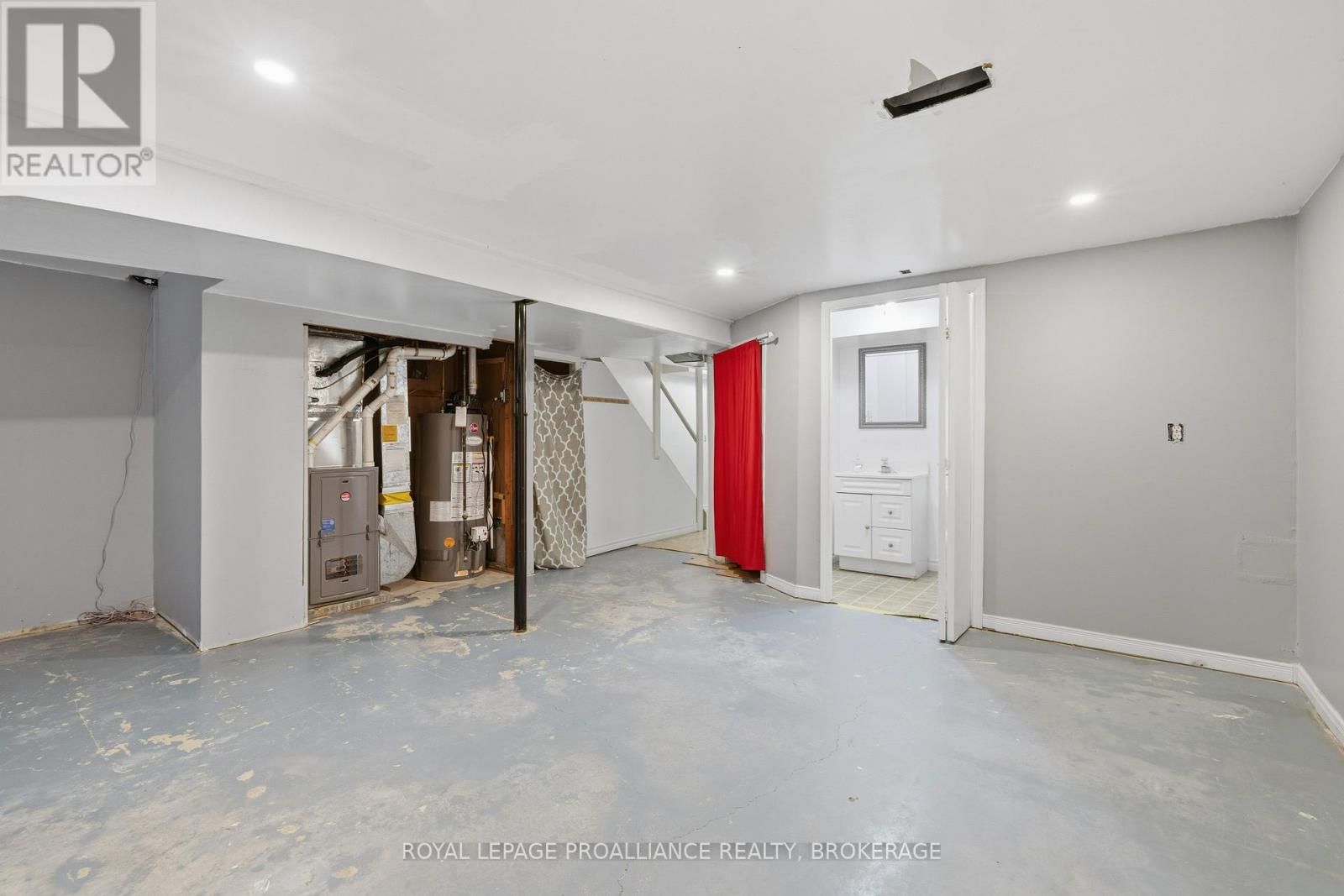 896 Muirfield Crescent, Kingston, Ontario K7M 8E4 - Photo 25 - X12640542