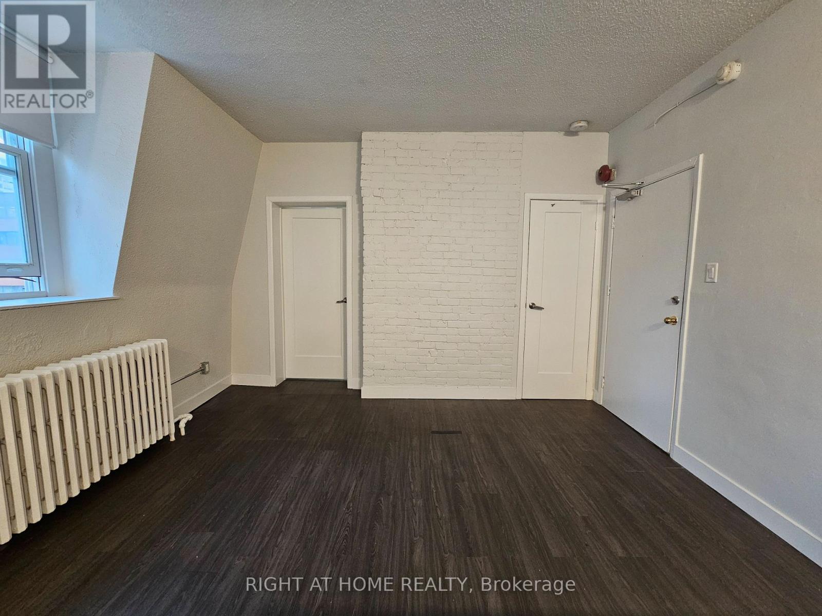 203 - 72 Wellesley Street E, Toronto, Ontario  M4Y 1H2 - Photo 13 - C12640158