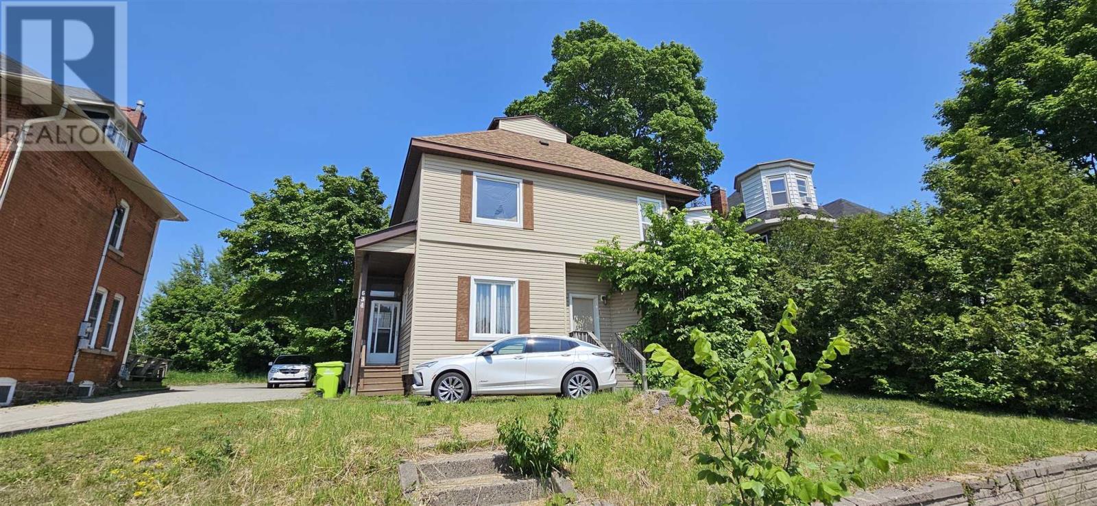 634 Wellington St, Sault Ste. Marie, Ontario P6A 2M5 - Photo 1 - SM251575