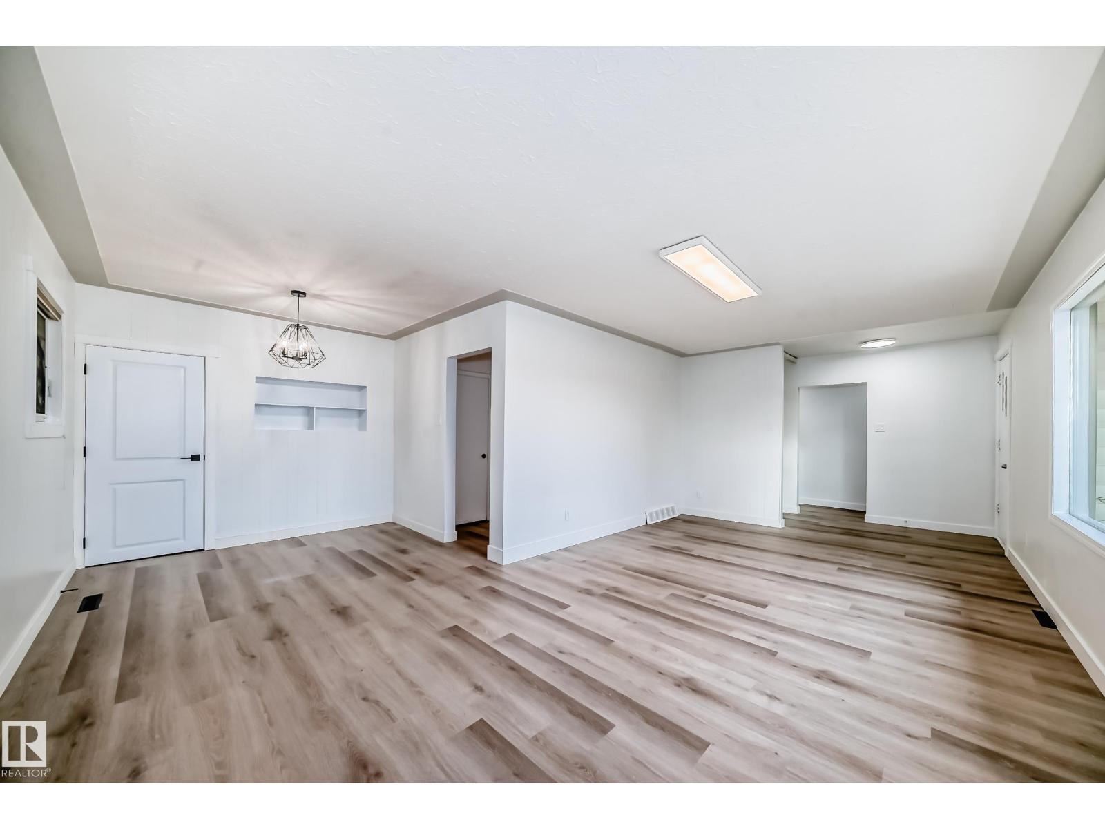 9126 152 St Nw, Edmonton, Alberta  T5R 1M4 - Photo 15 - E4468349