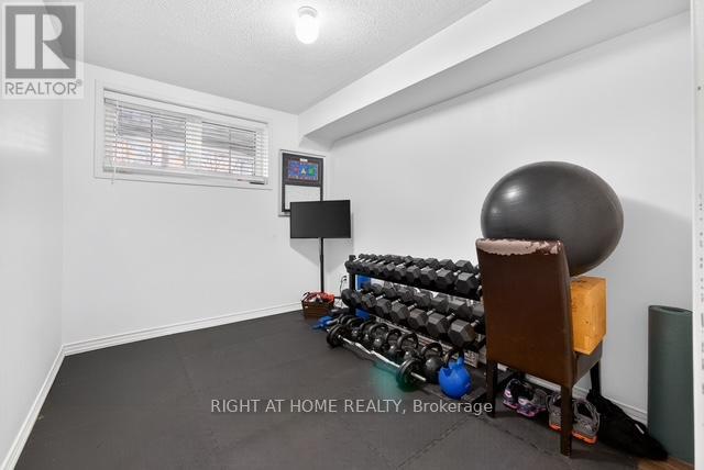 1 - 2504 Post Road, Oakville, Ontario  L6H 0K1 - Photo 25 - W12638482