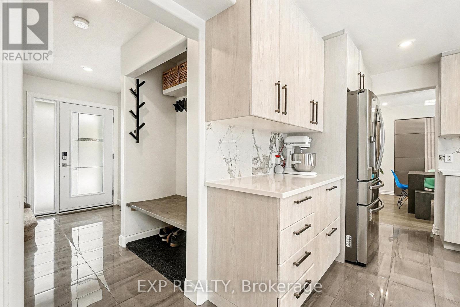 7 Merlin Street, Russell, Ontario  K0A 1W0 - Photo 16 - X12640440