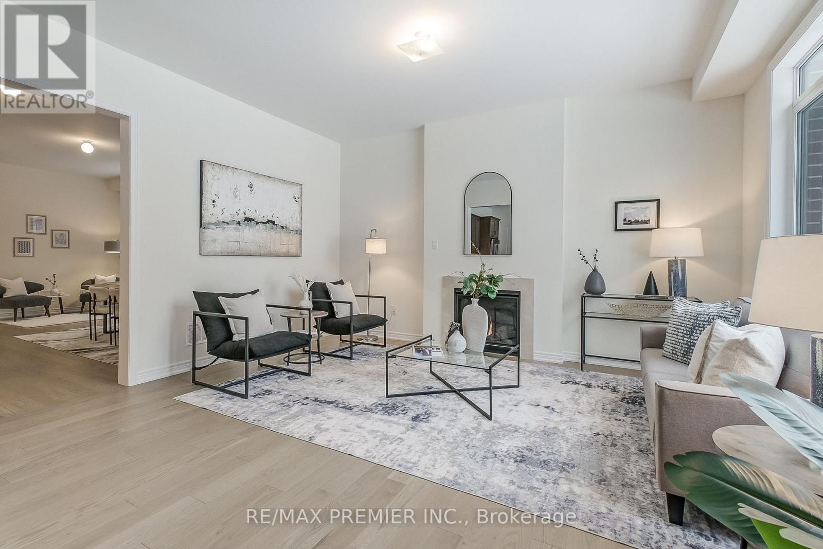 301 Wesmina Avenue, Whitchurch-Stouffville, Ontario  L4A 5C2 - Photo 22 - N12460413