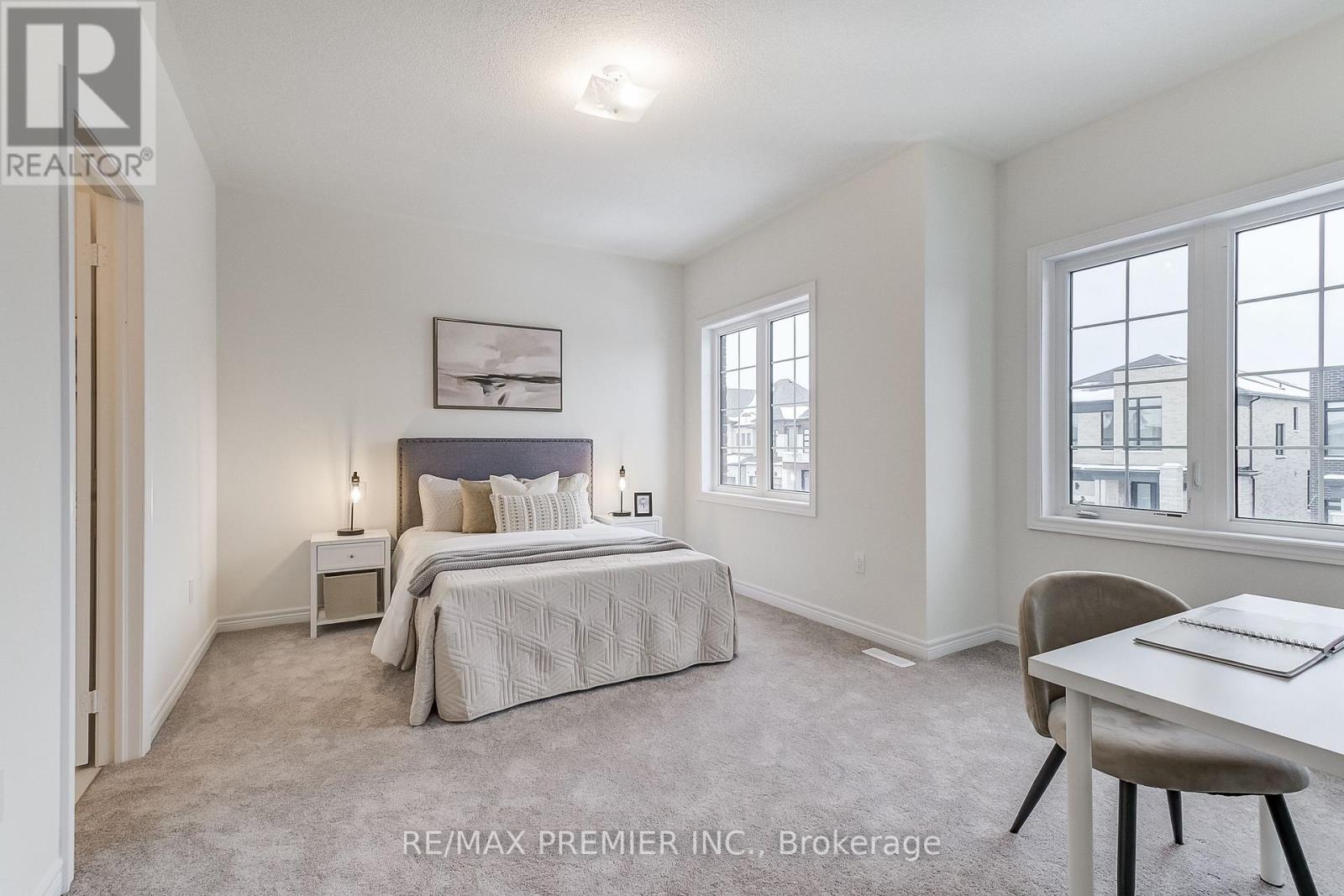 301 Wesmina Avenue, Whitchurch-Stouffville, Ontario  L4A 5C2 - Photo 38 - N12460413